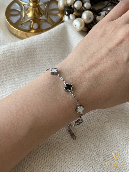 VOQUE Luxe Siyah & Beyaz Yonca Çelik Bileklik