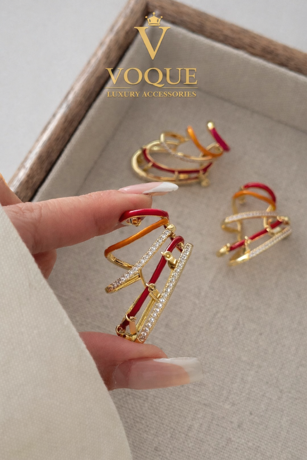 VOQUE Color Line Ear Cuff