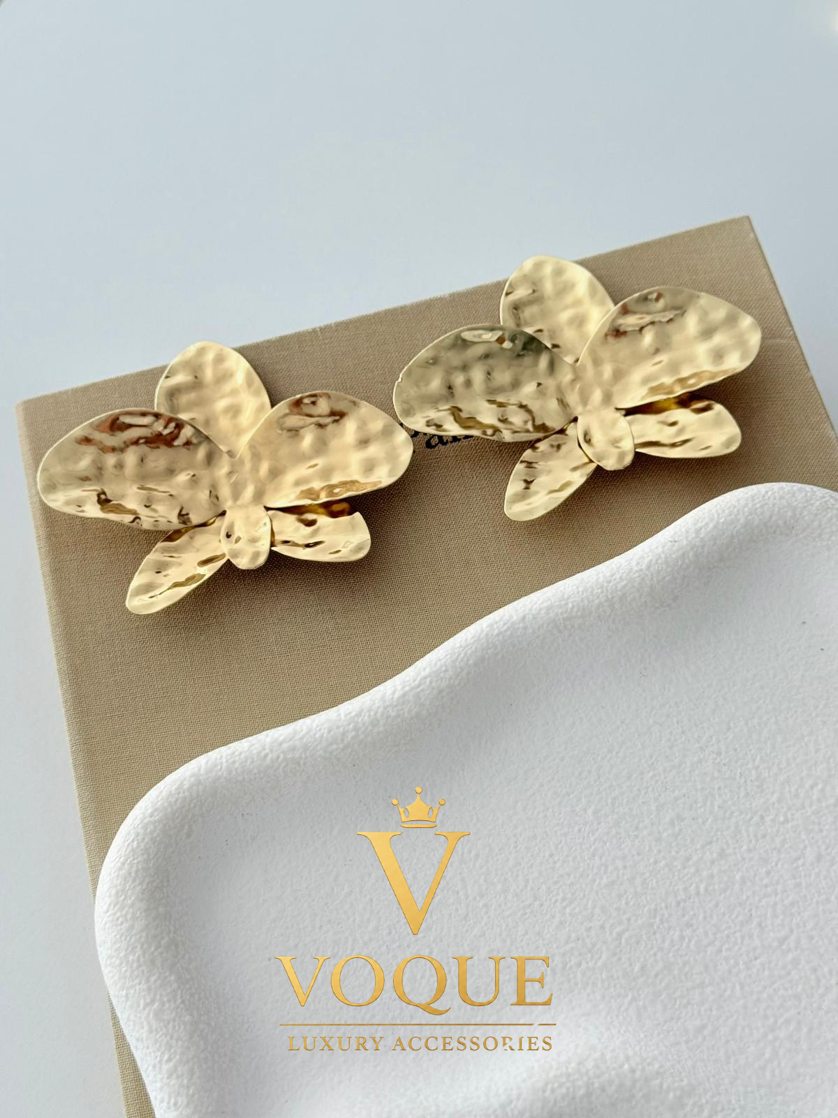 VOQUE Abstract Gold Statement Küpe
