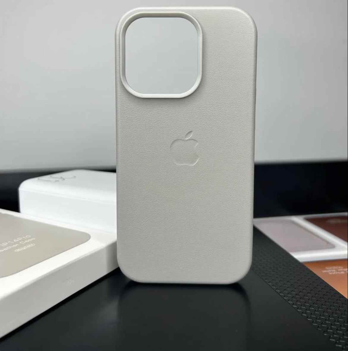 İphone MagSafe Özellikli Deri Kılıf