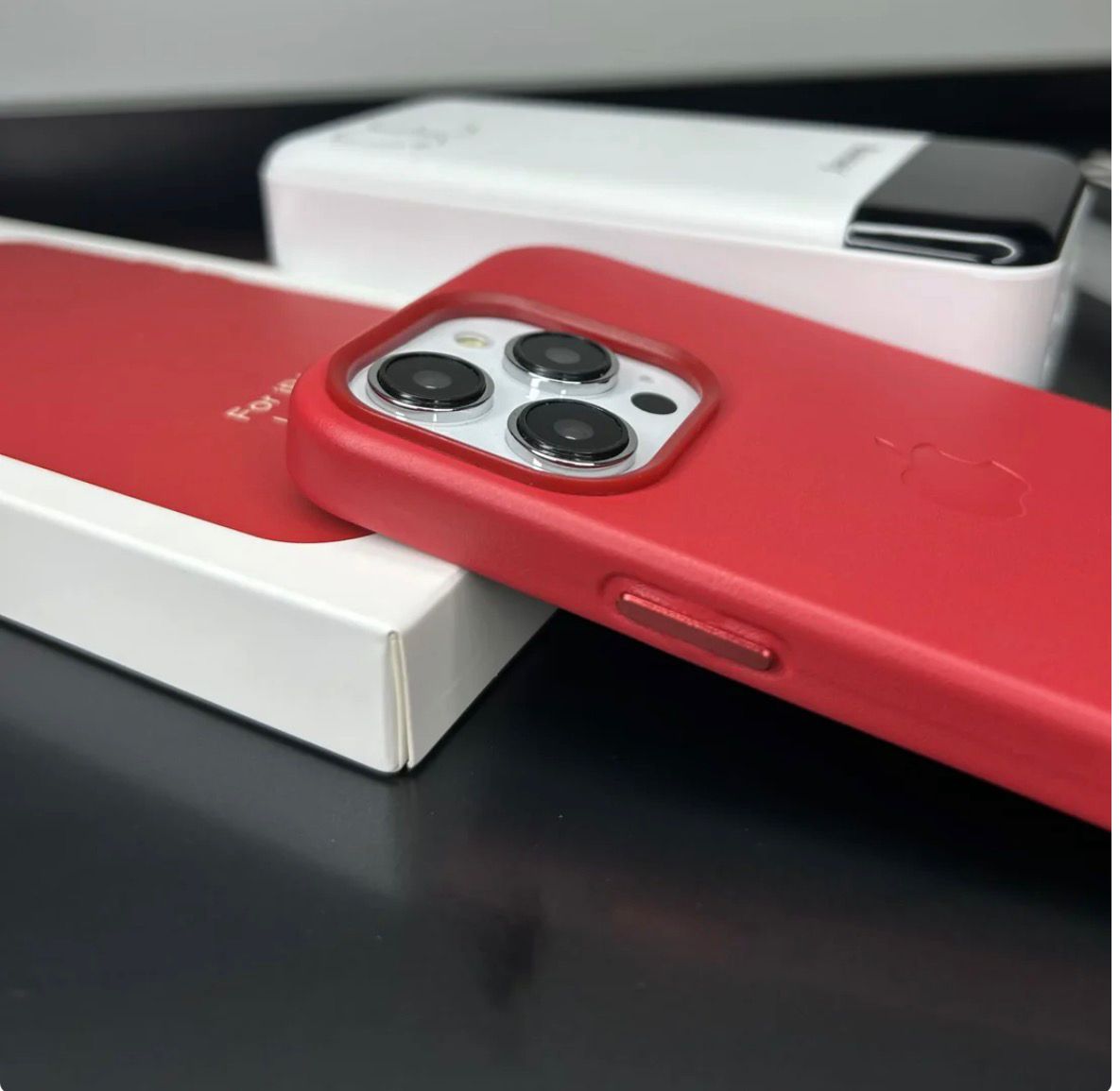 İphone  MagSafe Özellikli Deri Kılıf