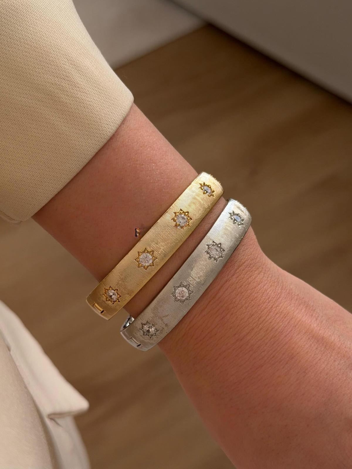 VOQUE Solar Cuff Bileklik