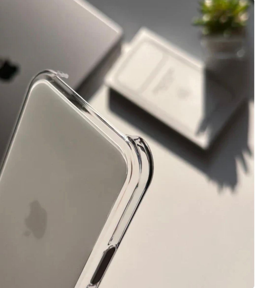 iPhone MagSafe Özellikli Animasyonlu Şeffaf  Kılıf